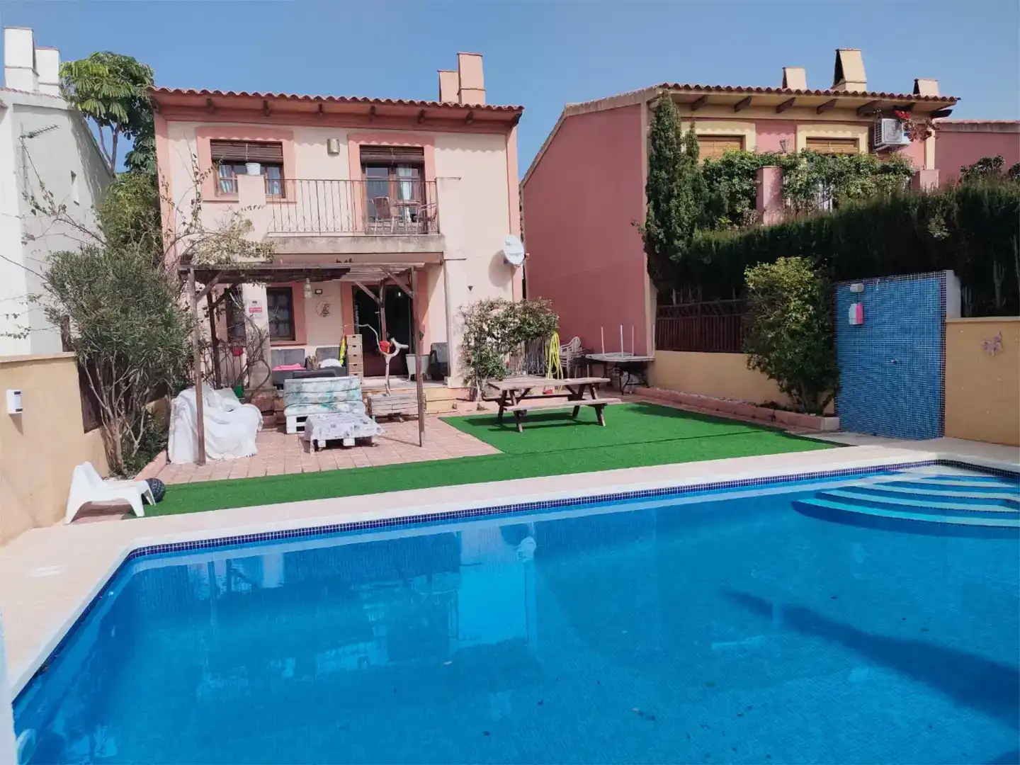 Piscina de Casa o chalet en venta en Escandinavia - Cautivador