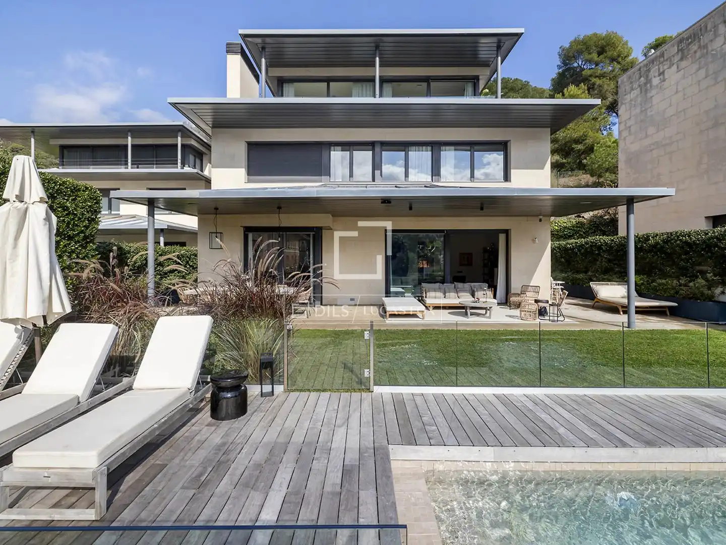 Exterior view of Houses for rent in Barcelona  with Air Conditioner, Heating and Private garden