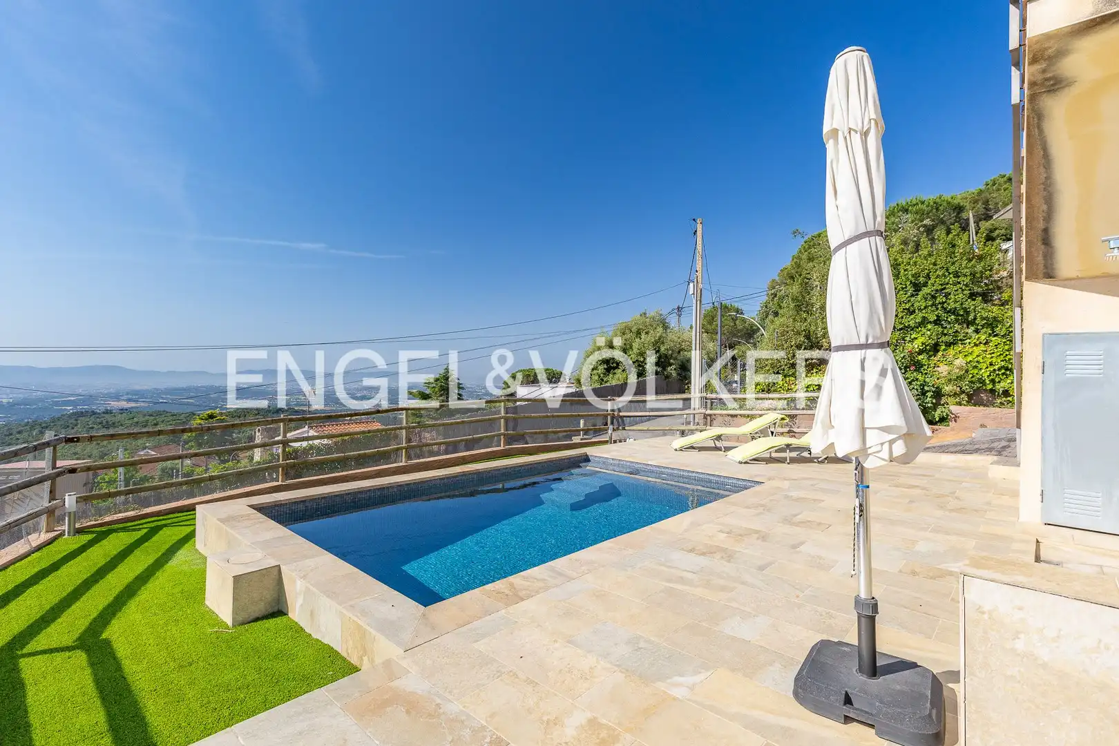 Swimming pool of Houses for sale in L'Ametlla del Vallès  with Heating, Private garden and Storage room