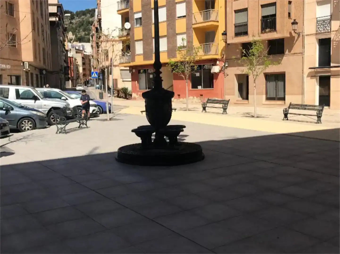 Vista exterior de Local de alquiler en L'Alcora con Aire acondicionado