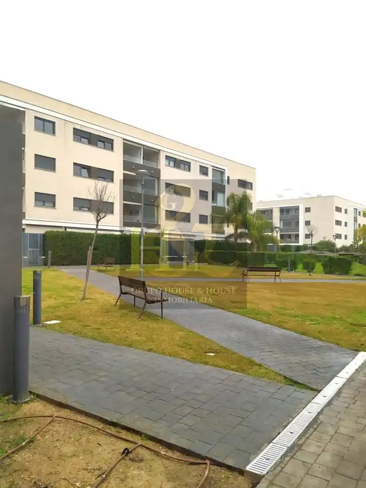 Außenansicht von Erdgeschoss zum Verkauf in Jerez de la Frontera mit Klimaanlage, Privatgarten und Gemeinschaftspool