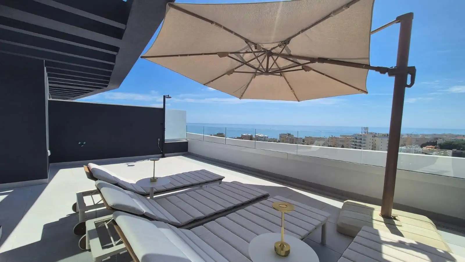 Apartment with pool for sale in Calle de la Cornisa, imagen 21