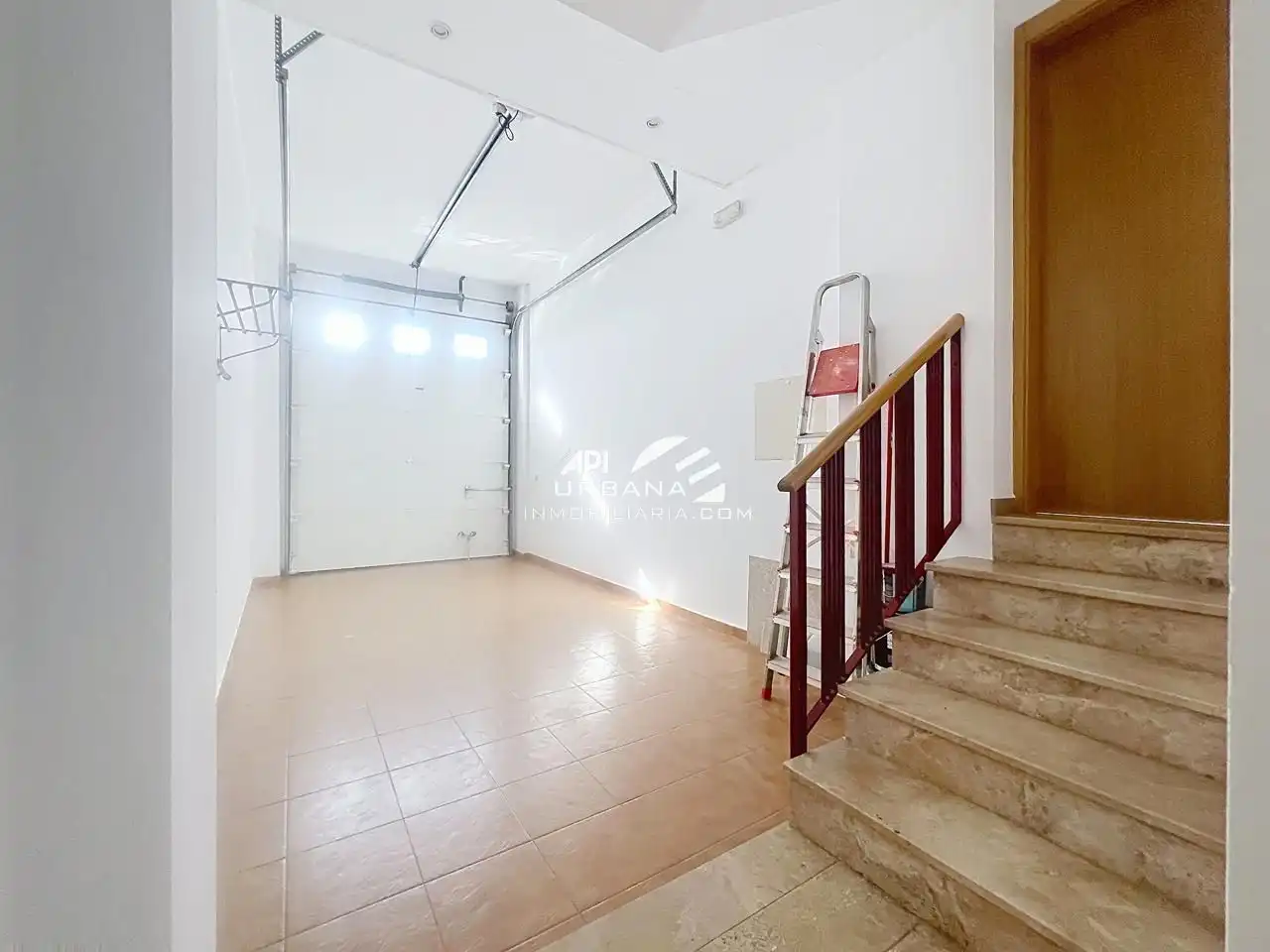 Houses for sale in Lucena  with Air Conditioner, Terrace and Swimming Pool