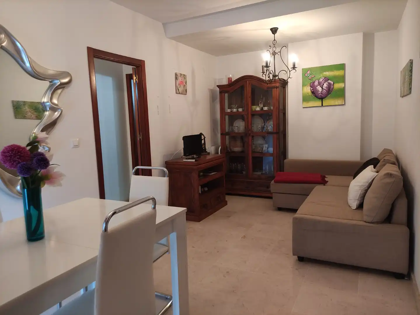 Sala de estar de Apartamento de alquiler en Sanlúcar de Barrameda con Aire acondicionado, Calefacción y Amueblado