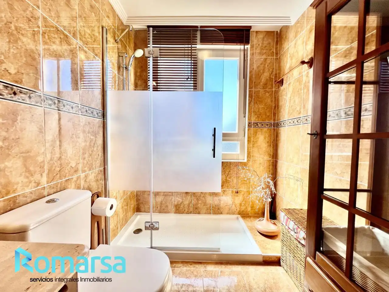 Bathroom of Flat for rent in Ávila  with Heating, Furnished and Community pool