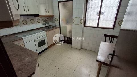 Foto 3 de Piso en venta en Calle Adarves Bajos, San Ildefonso - Catedral, Jaén Capital