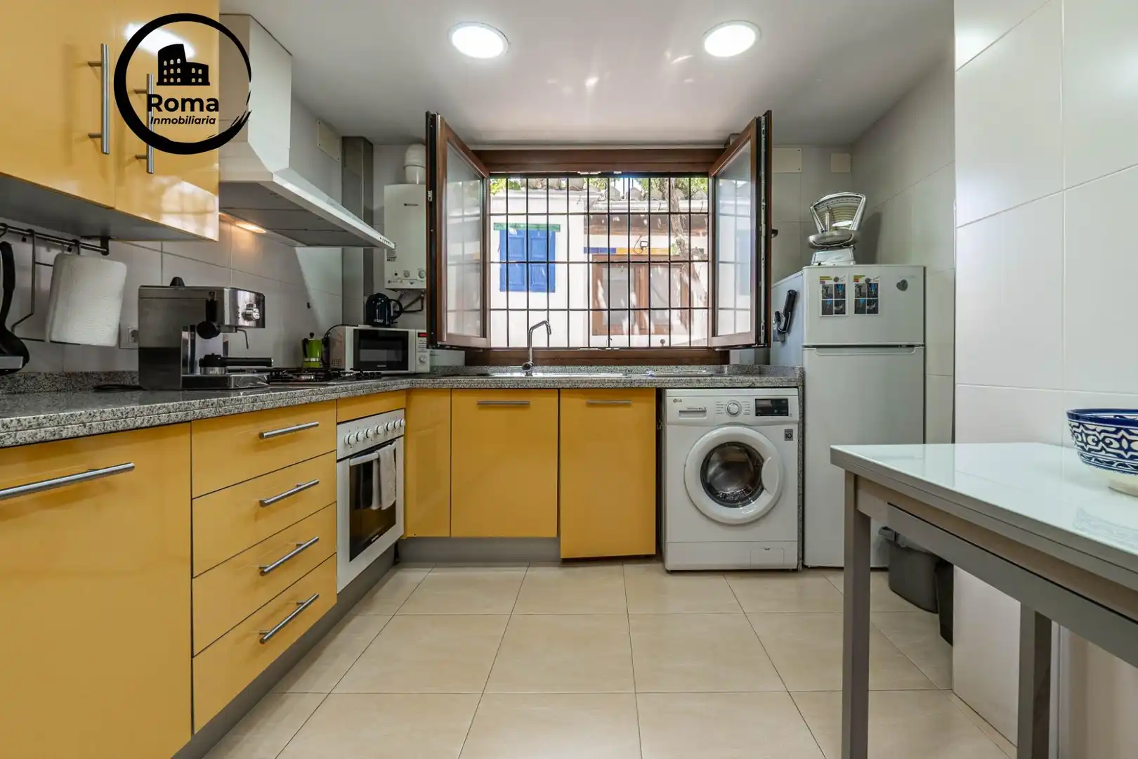 Cocina de Casa o chalet en venta en Granada con Terraza y Balcón