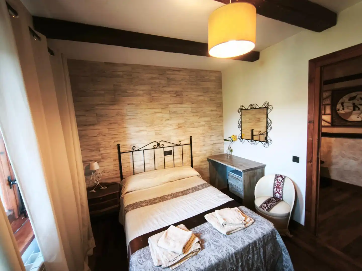 Habitación de Casa o chalet en venta en San Andrés del Rabanedo con Calefacción, Terraza y Piscina