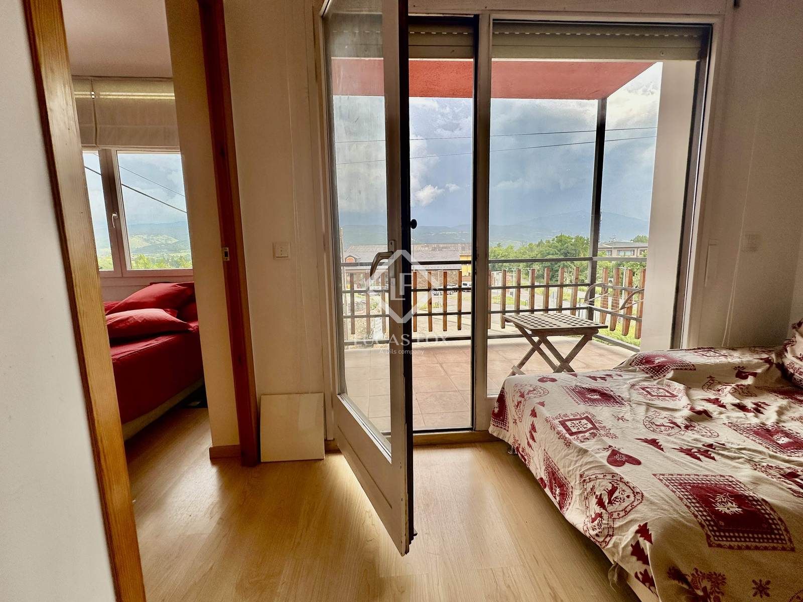 Bedroom of Flat for sale in Puigcerdà  with Terrace, Furnished and Balcony