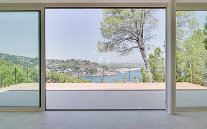 Vista exterior de Casa o xalet en venda en Begur amb Aire condicionat, Terrassa i Piscina