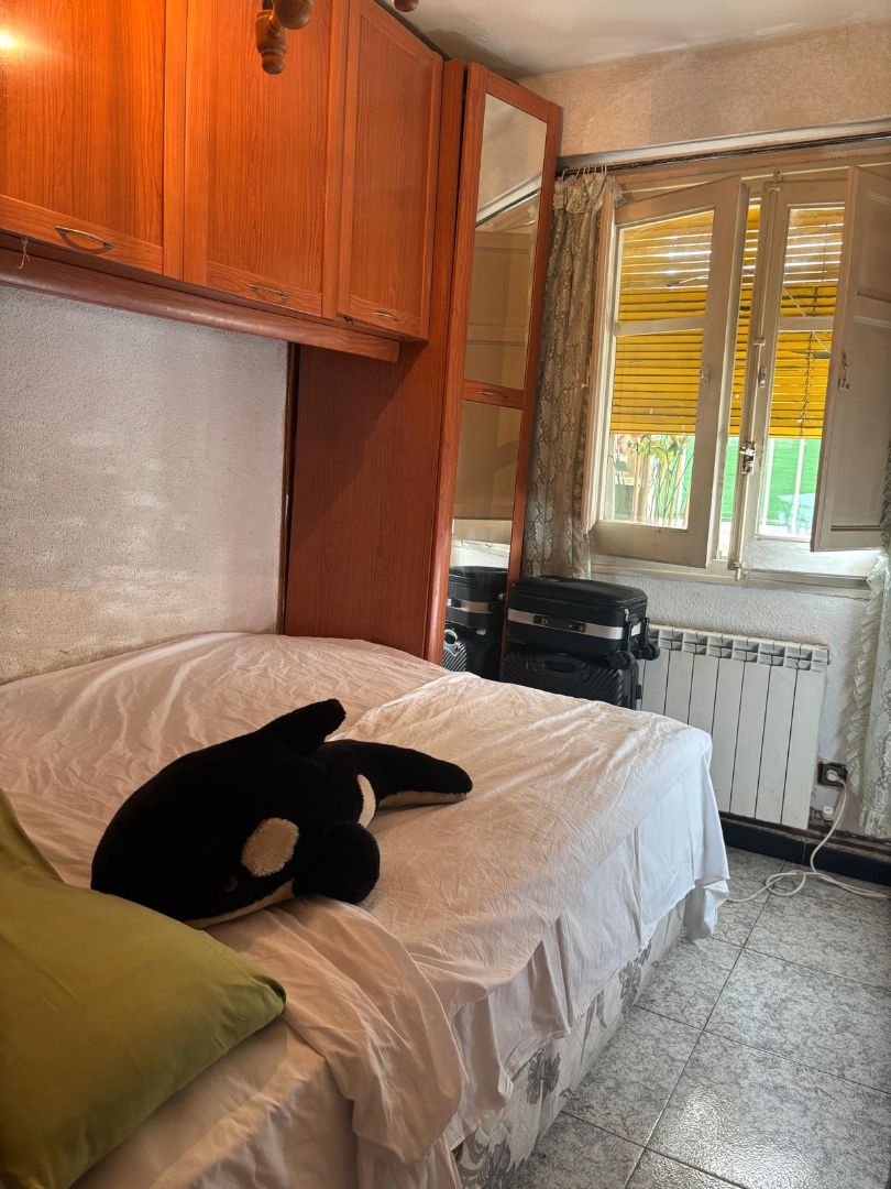 Habitación de Piso en venta en  Zaragoza Capital con Calefacción, Terraza y Amueblado