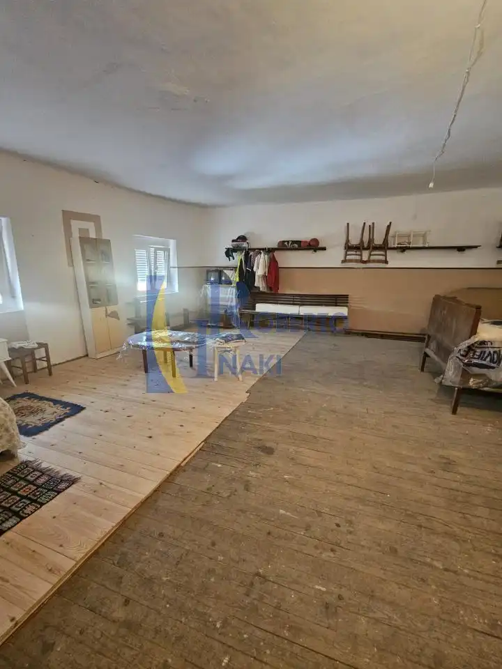 Casa o xalet en venda en Gusendos de los Oteros amb Jardí privat, Traster i Moblat
