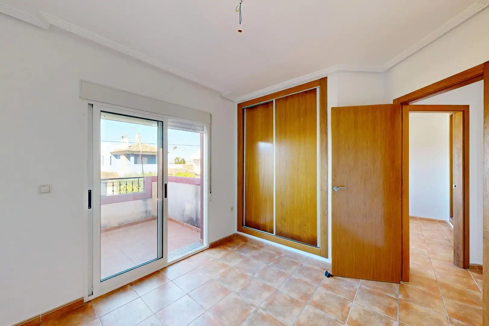 Casa adosada en venta en Cartagena con Terraza, Trastero y Balcón
