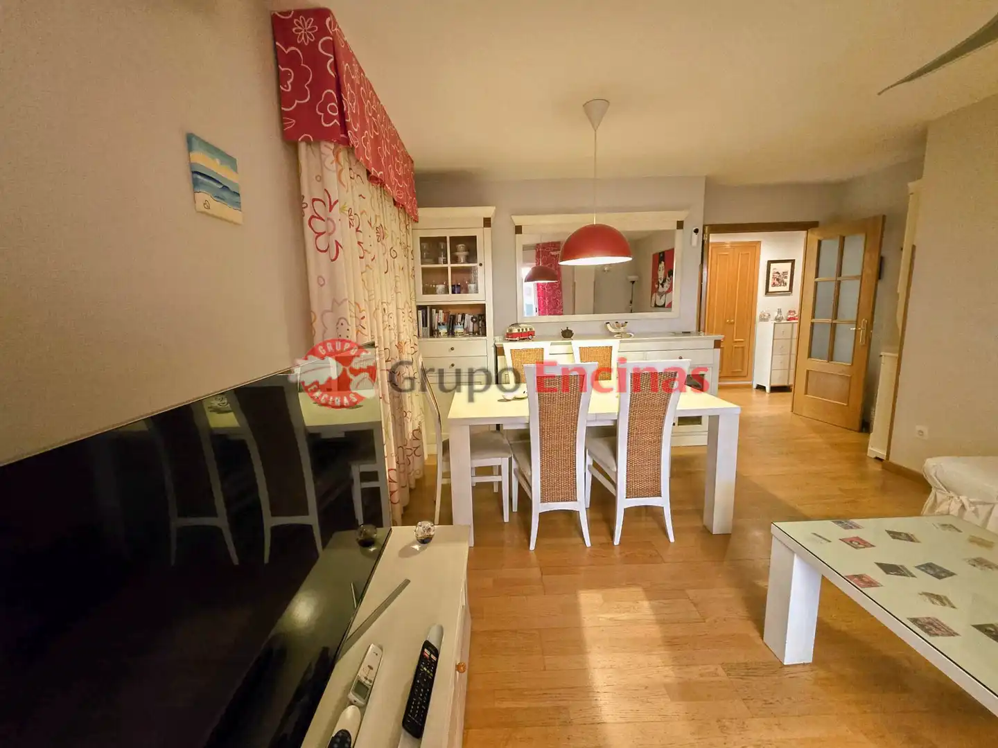 Comedor de Ático en venta en Parla con Aire acondicionado, Calefacción y Jardín privado