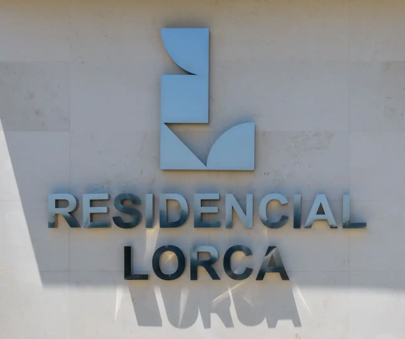 Vista exterior de Piso de alquiler en La Rinconada con Aire acondicionado, Calefacción y Parquet