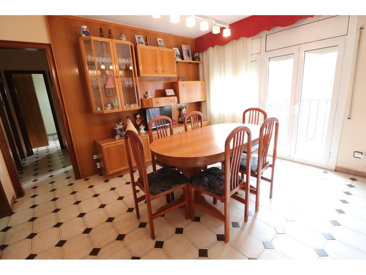 Menjador de Pis en venda en Terrassa amb Calefacció i Balcó