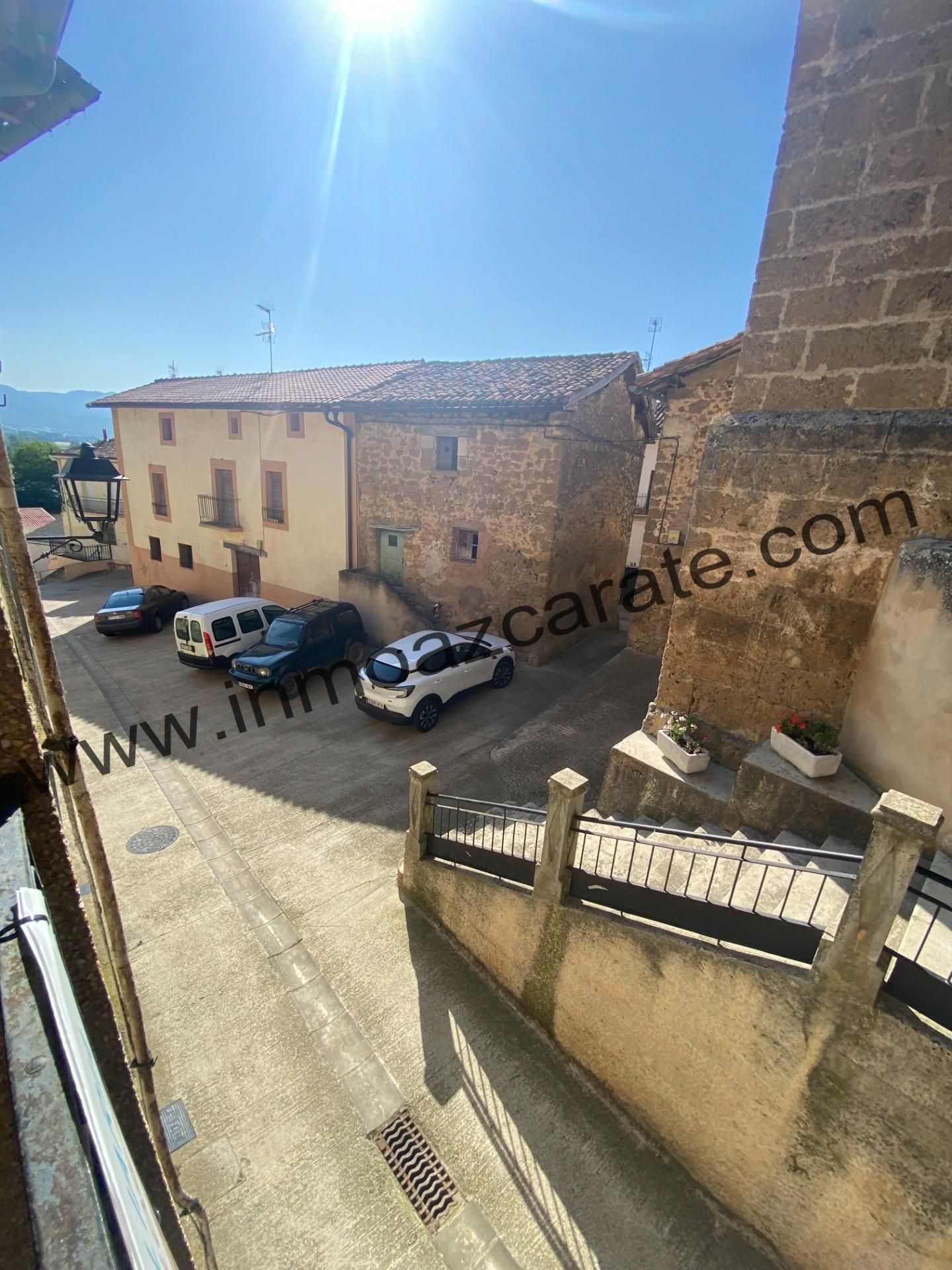 Vista exterior de Casa o xalet en venda en Genevilla amb Traster