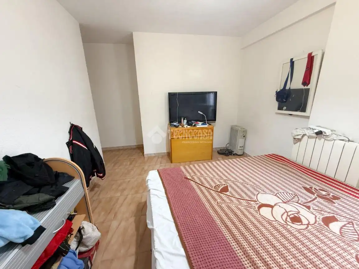 Habitación de Piso en venta en Collado Villalba con Calefacción, Terraza y Piscina comunitaria