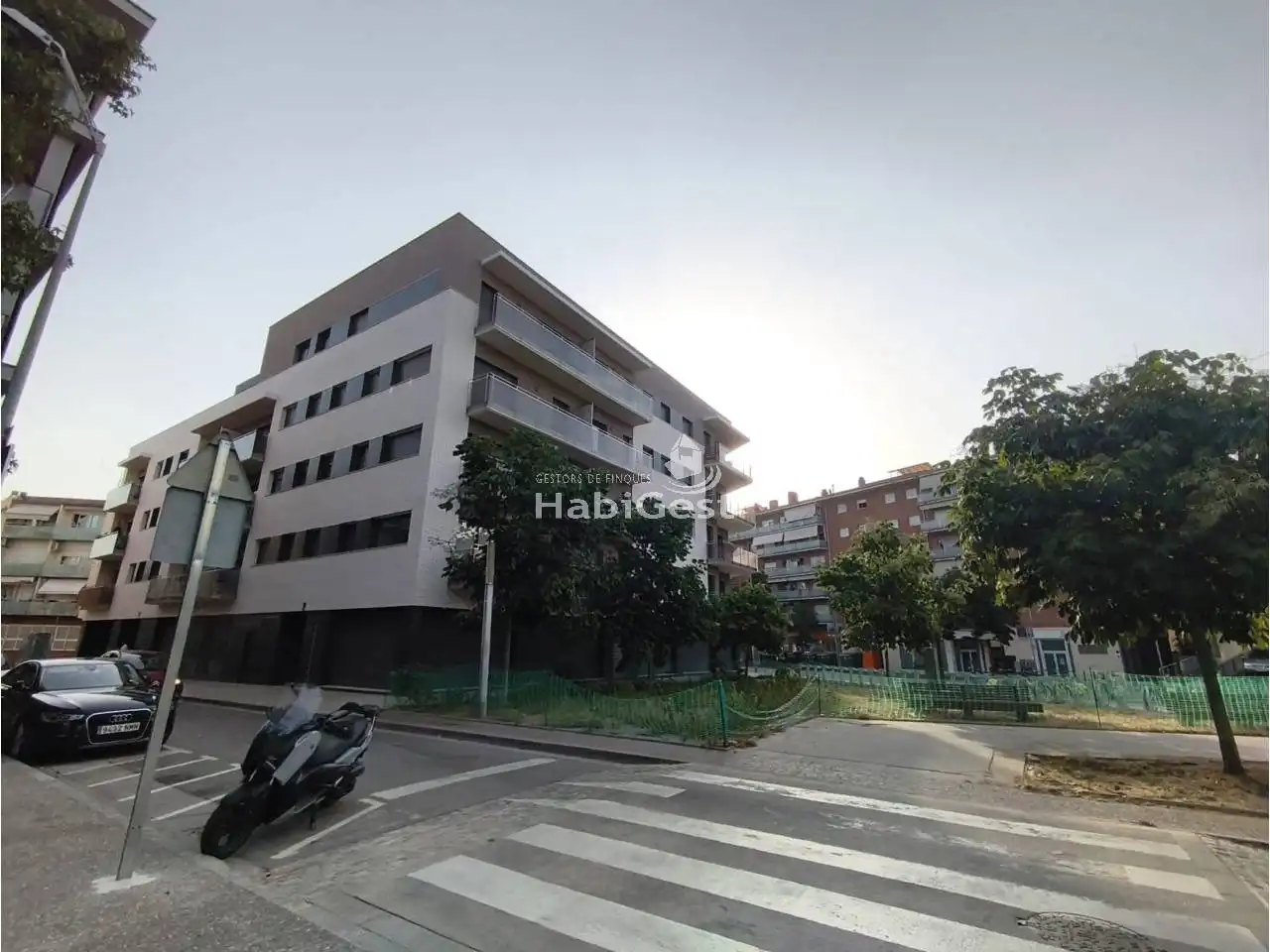 Exterior view of Garage for rent in Girona