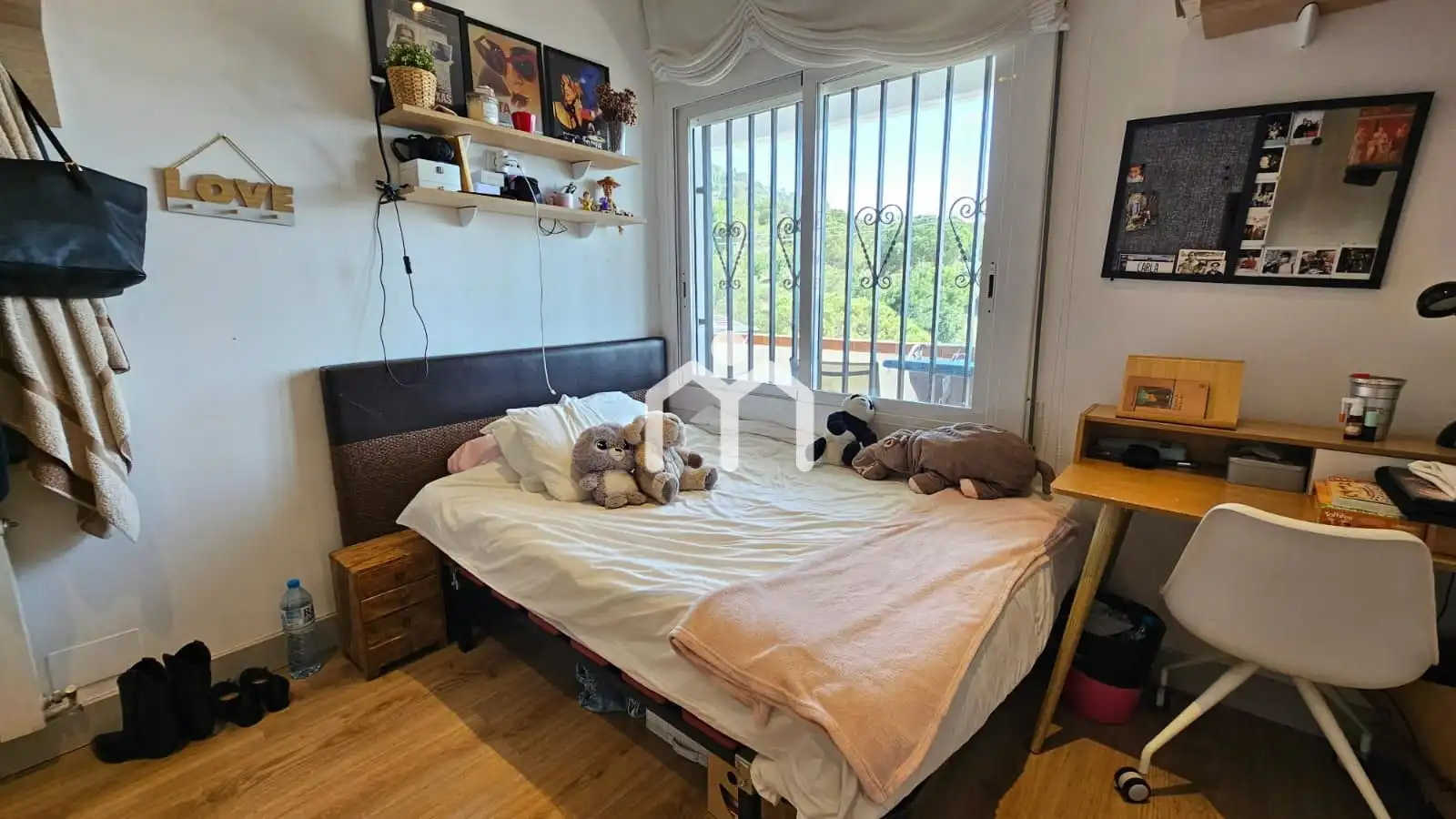 Habitación de Casa o chalet en venta en Cabrils con Calefacción, Parquet y Terraza