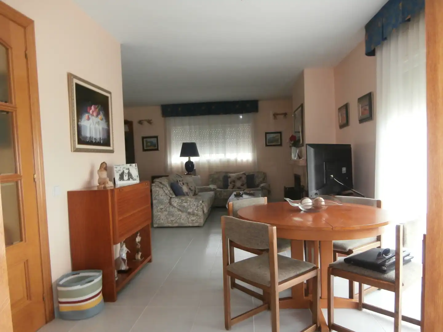 Chalet con jardín en venta en Avinguda Dolça de Provença, imagen 4