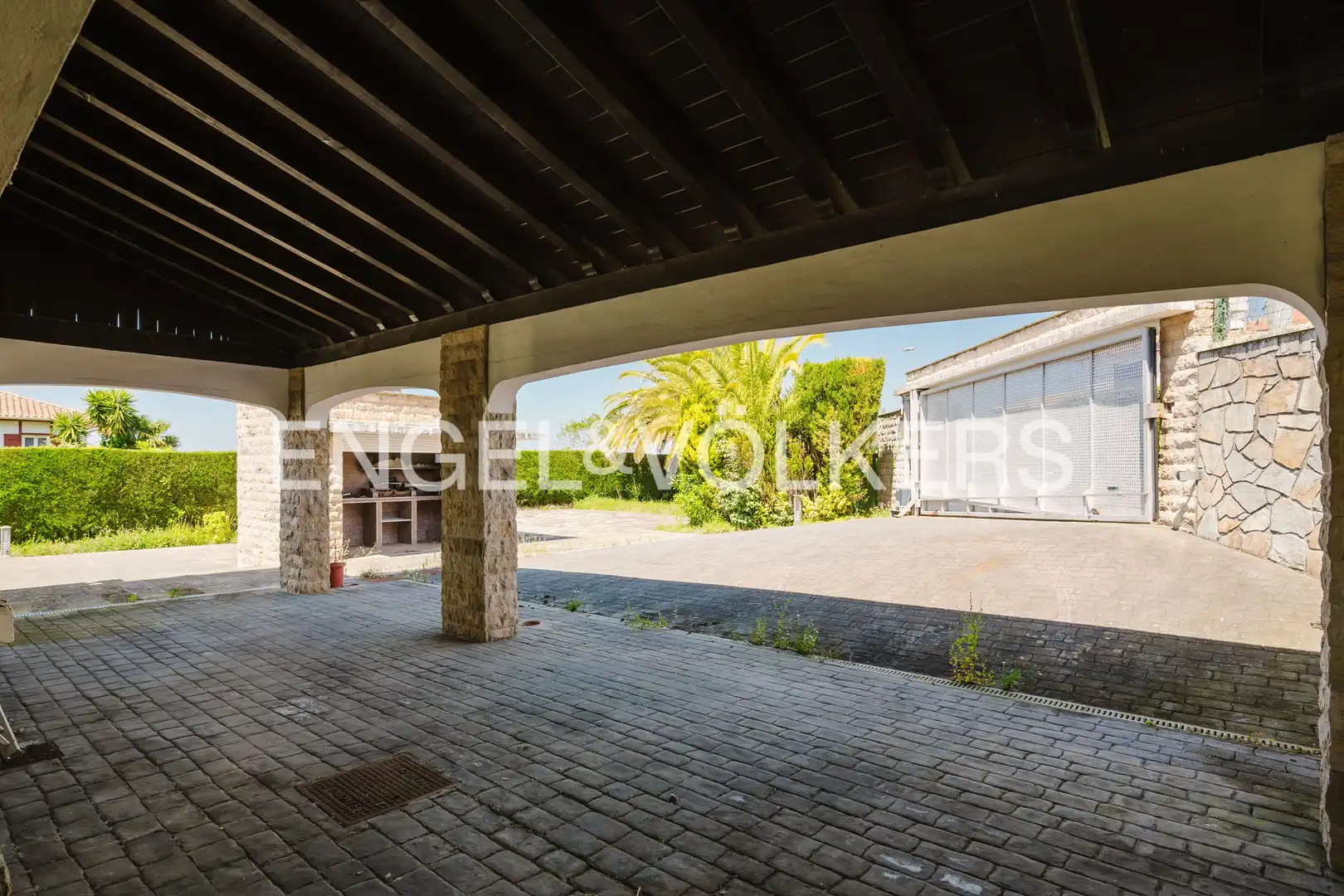 Terraza de Finca rústica en venta en Hendaye con Aire acondicionado, Calefacción y Jardín privado