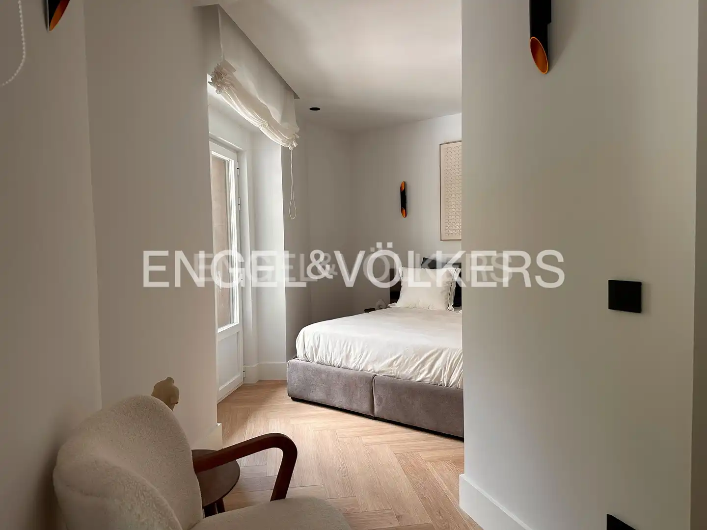 Bedroom of Flat for rent in Madrid  with Air Conditioner, Heating and Furnished