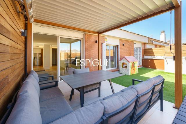 Piso en Venta en Calabria en La Nova Esquerra de l'Eixample