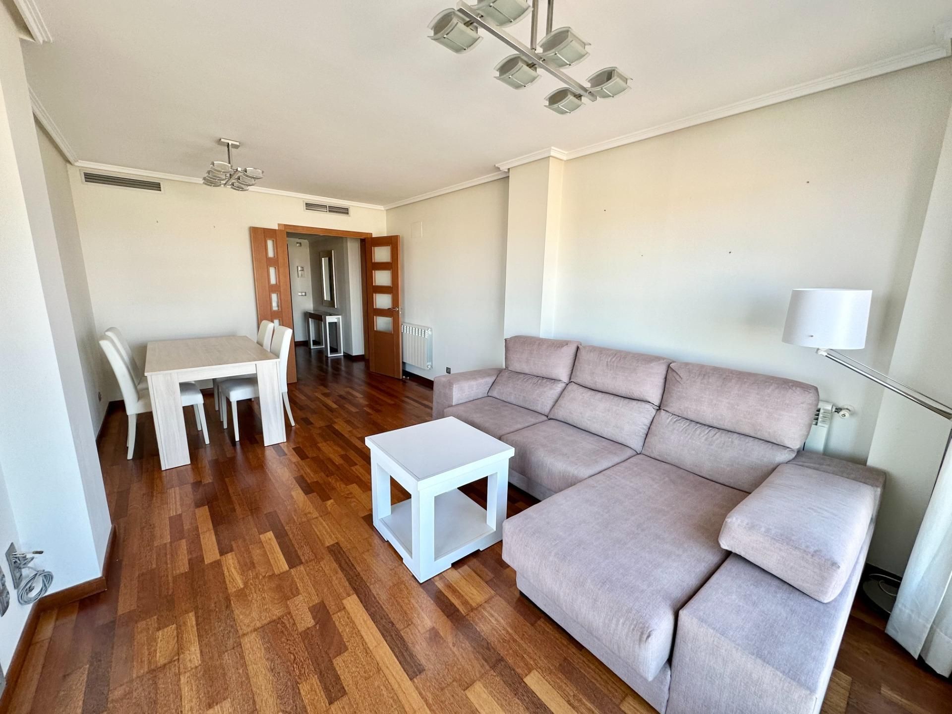 Sala d'estar de Pis en venda en  Valencia Capital amb Aire condicionat, Calefacció i Jardí privat