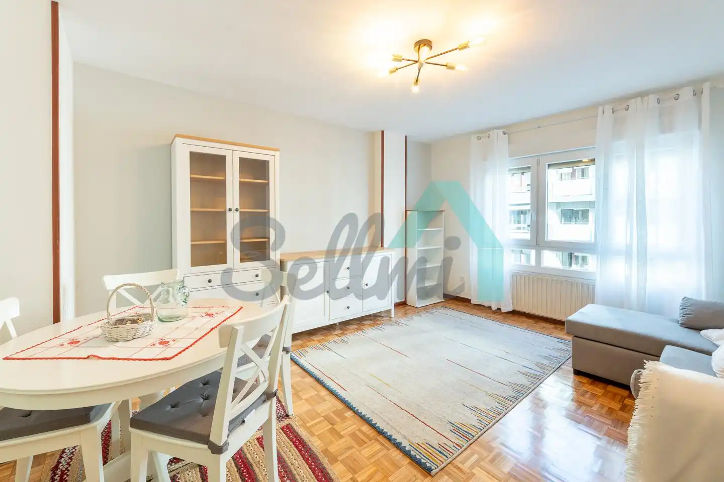 Wohnung mit Aufzug zur Miete in Calle Muñoz Degraín