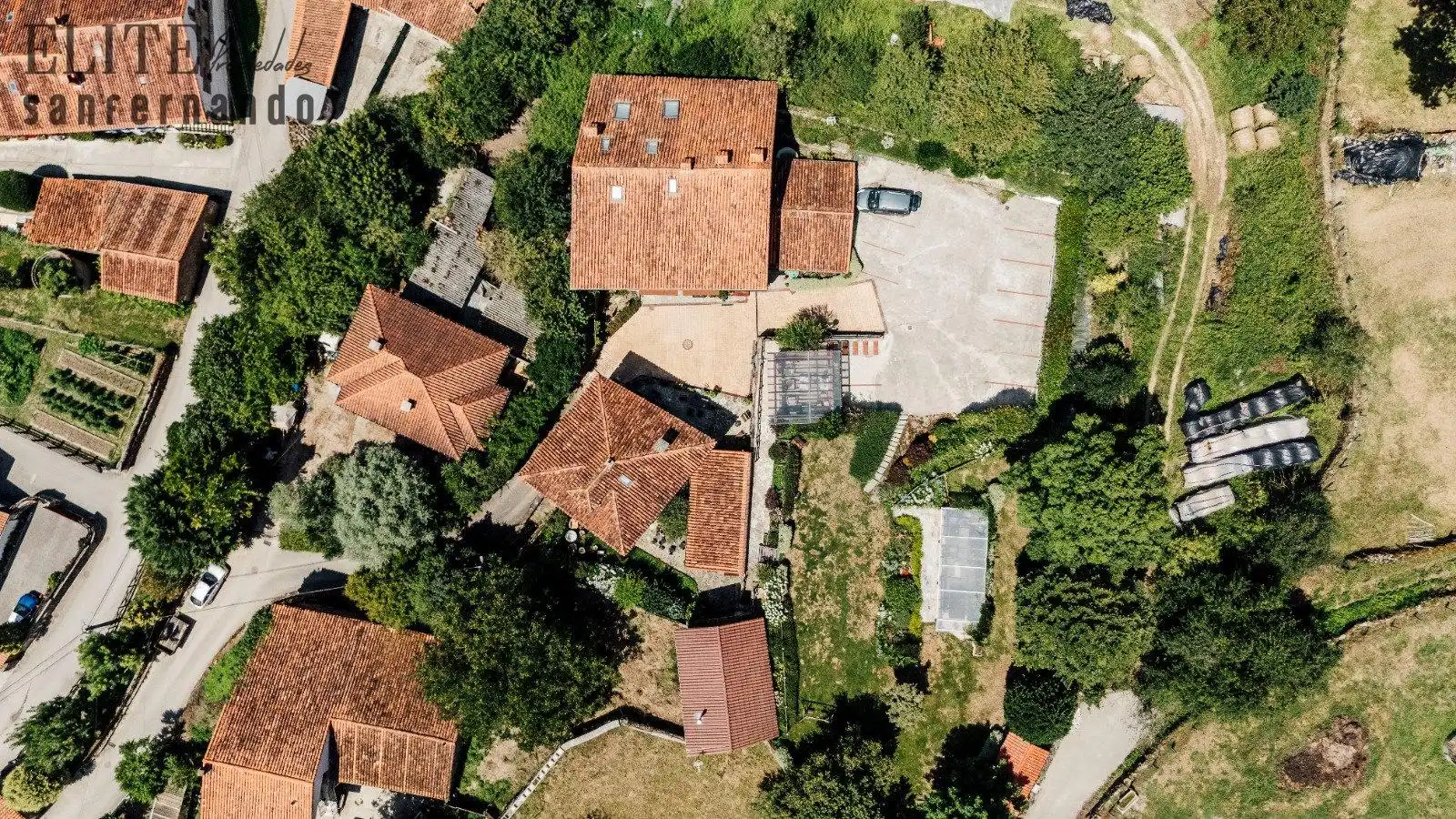 Edificio en venta en Mazcuerras