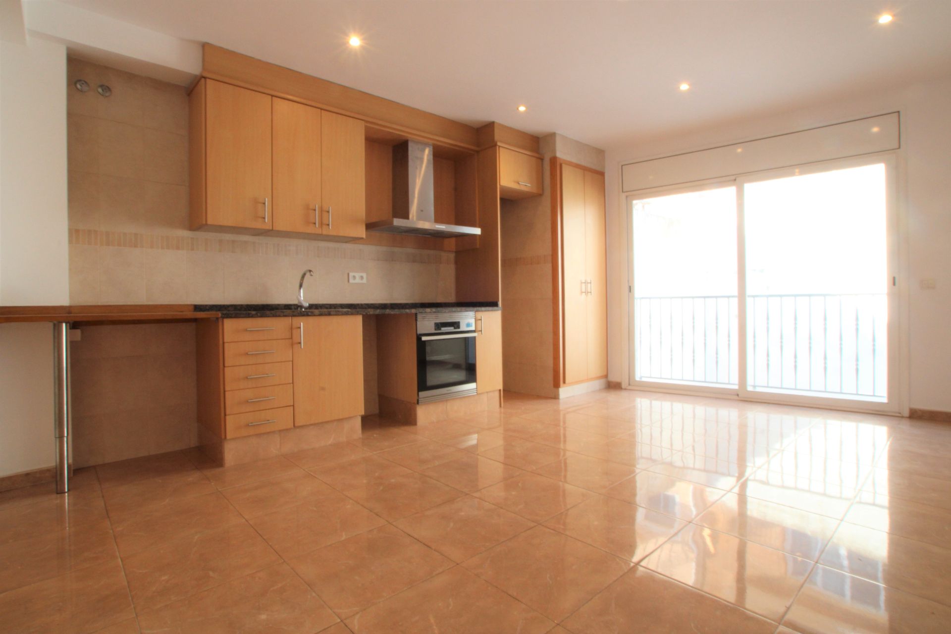 Kitchen of Flat to rent in Argentona  with Terrace