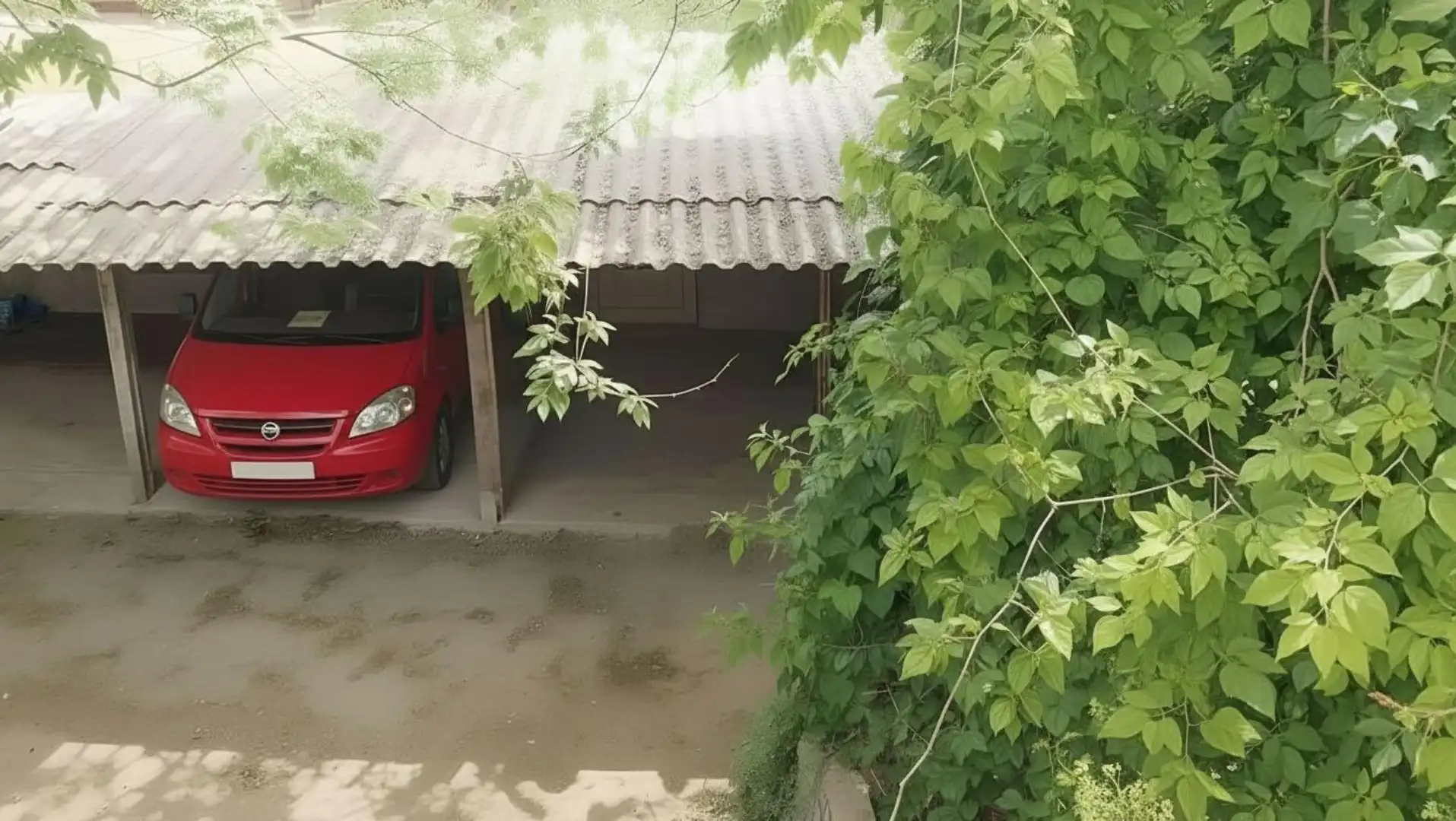 Garatge en venda a Carrer Carrer del Forn Baix, Castelló d'Empúries