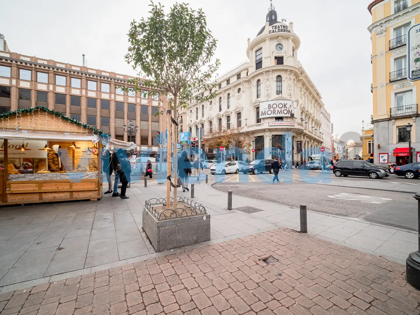 Vista exterior de Local de alquiler en Madrid con Calefacción