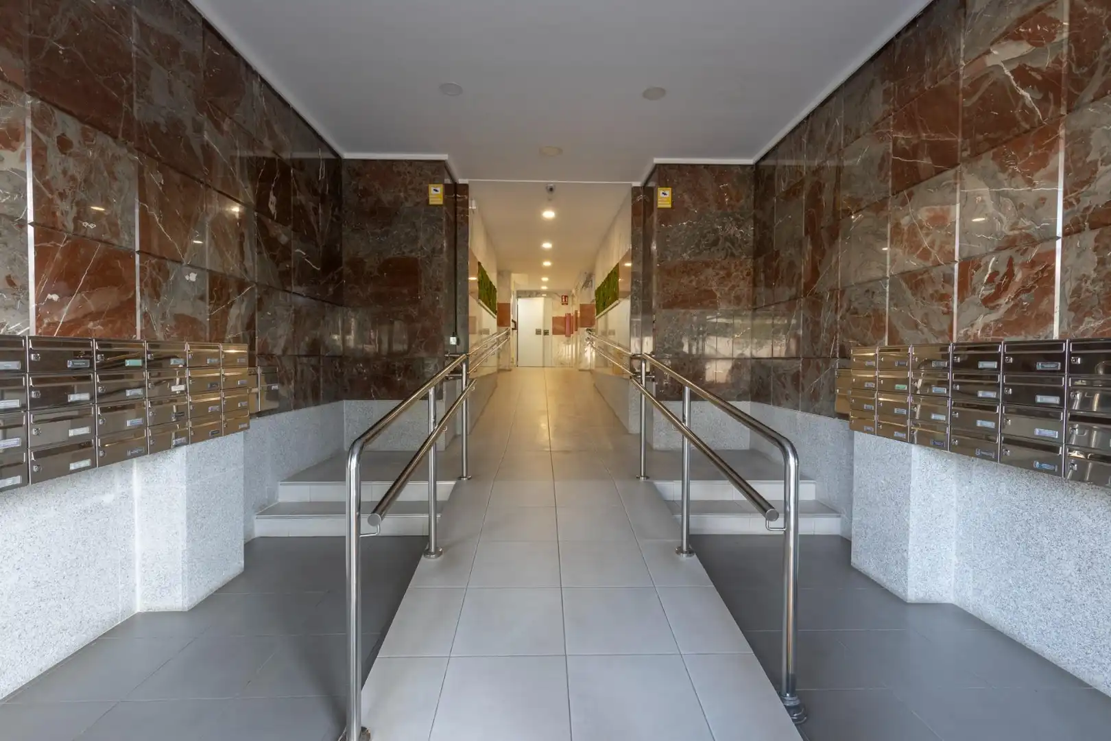 Flat with terrace for sale in Calle Palencia, imagen 7