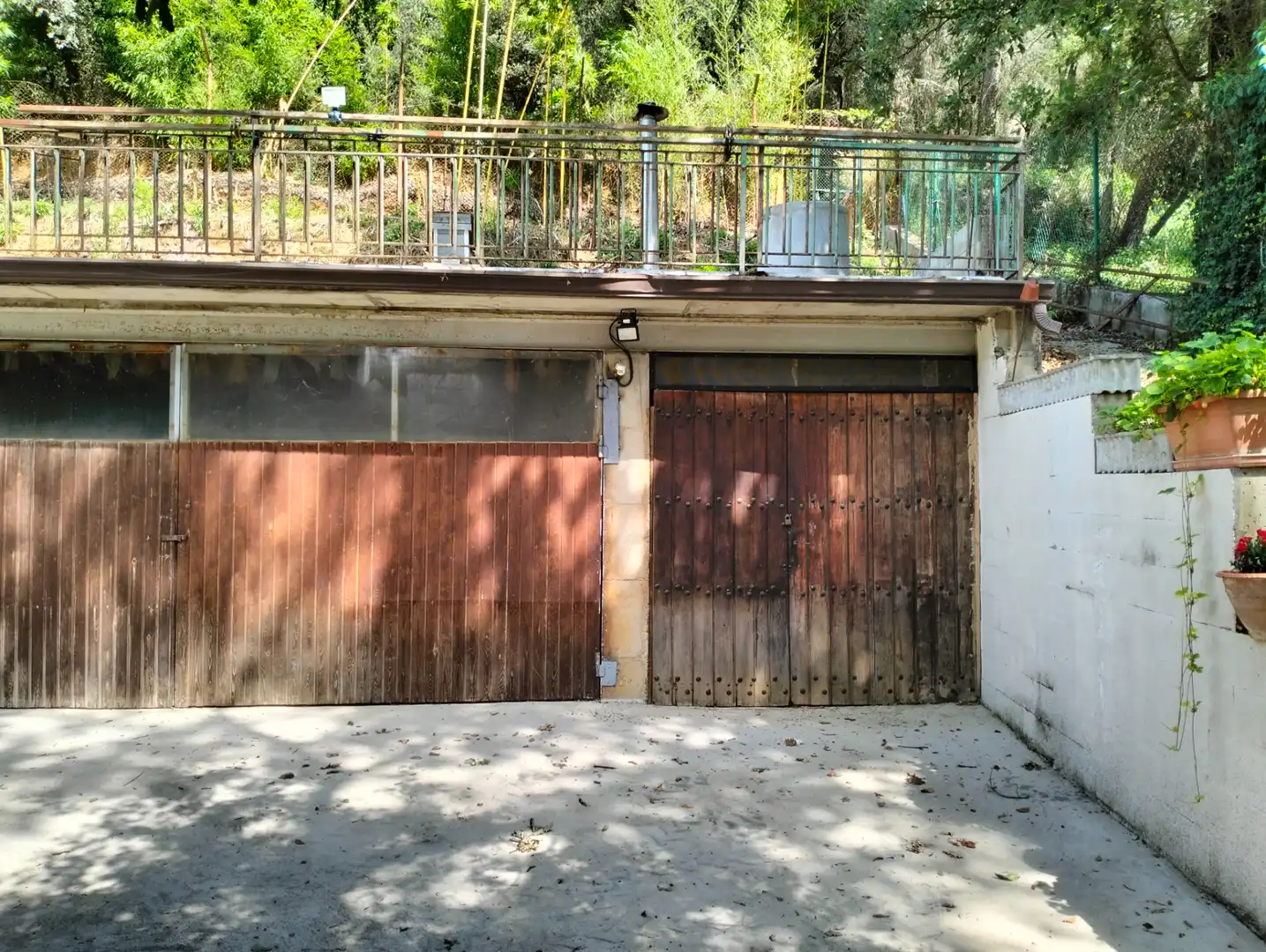 Vista exterior de Casa o xalet en venda en Cervià de Ter amb Jardí privat, Terrassa i Balcó