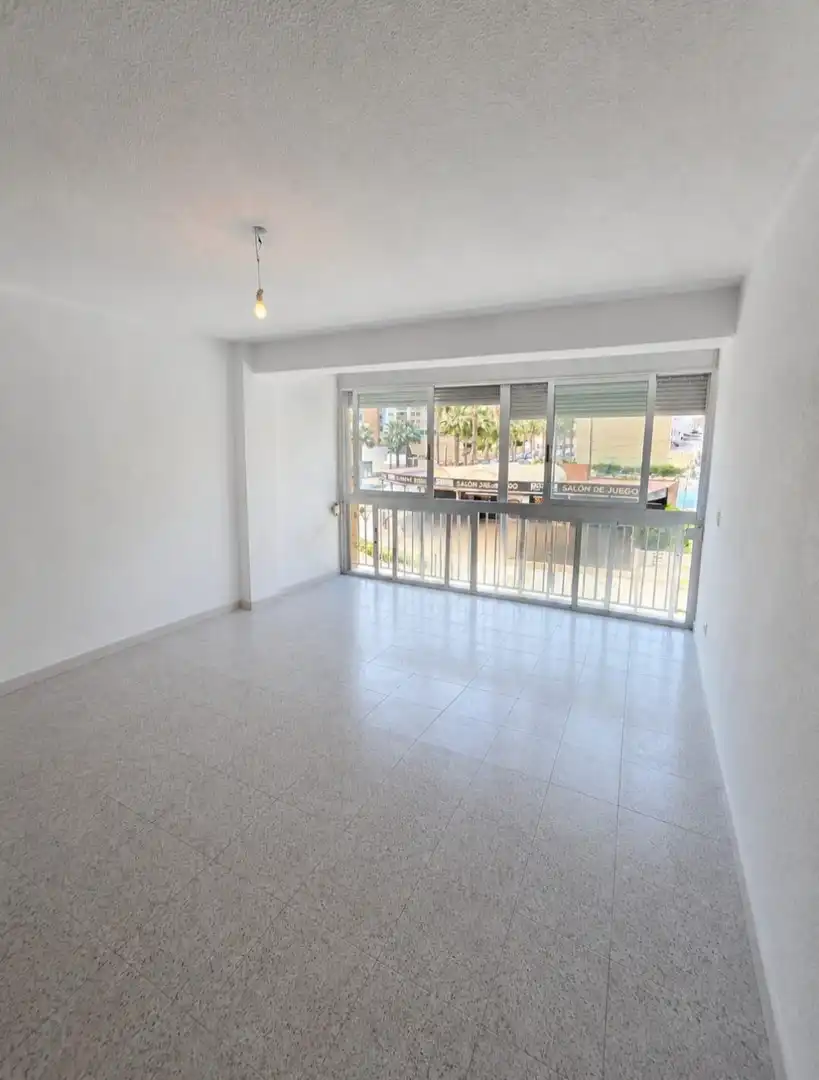 Vista exterior de Apartamento en venta en El Campello con Aire acondicionado y Calefacción