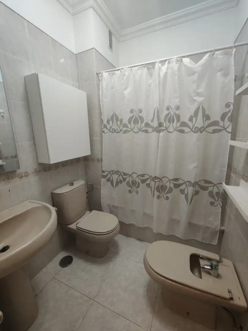 Bathroom of Flat for sale in San Cristóbal de la Laguna  with Storage room and Oven