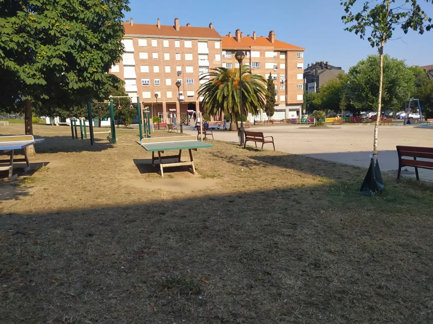 Parking of Commercial properties for rent in Castrillón