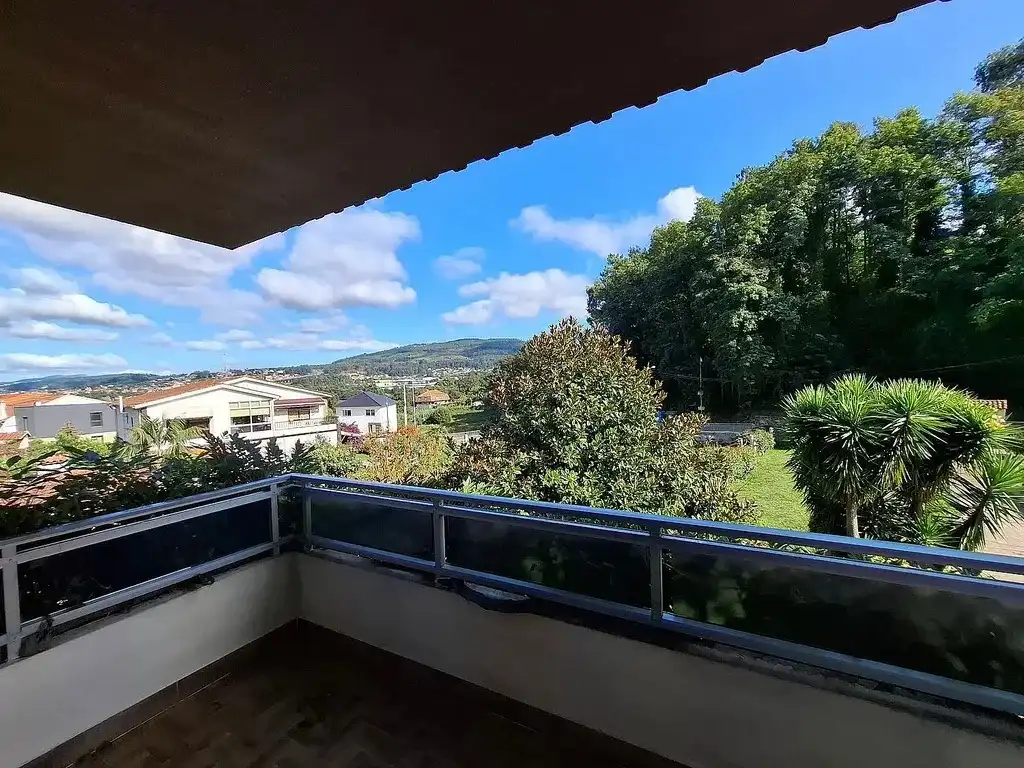 Terraza de Casa o chalet en venta en Vigo  con Jardín privado, Parquet y Terraza
