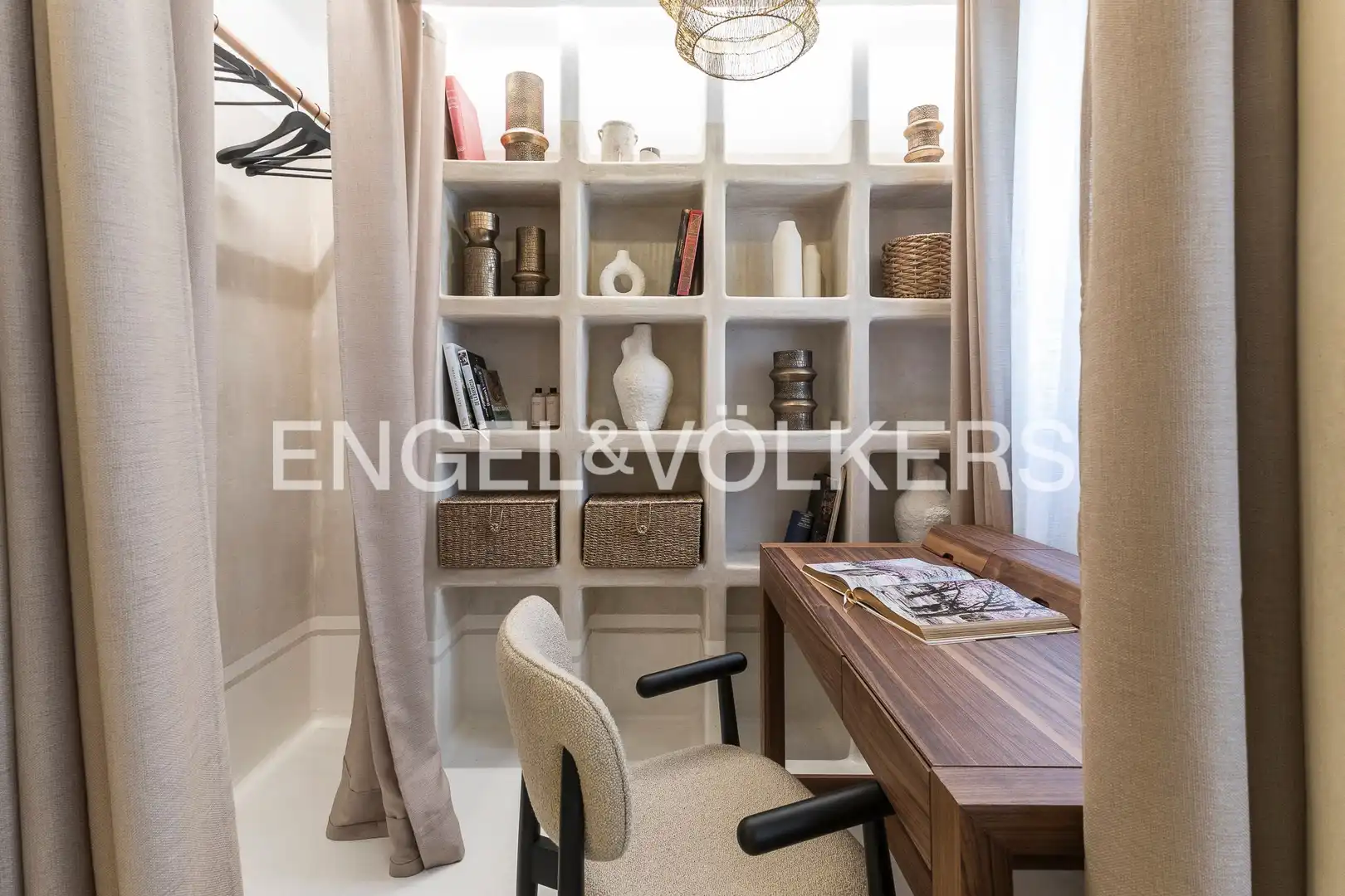 Attic for sale in Sants