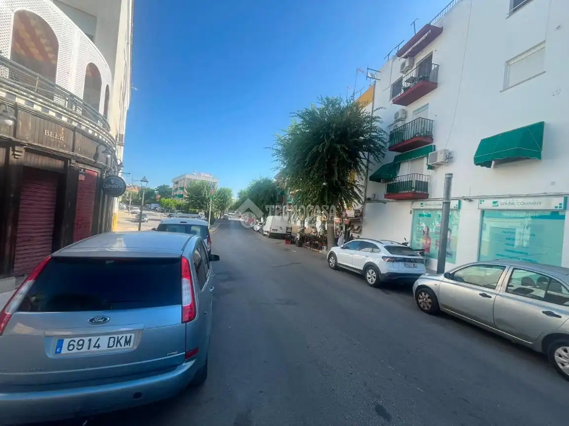 Vista exterior de Pis en venda en Écija