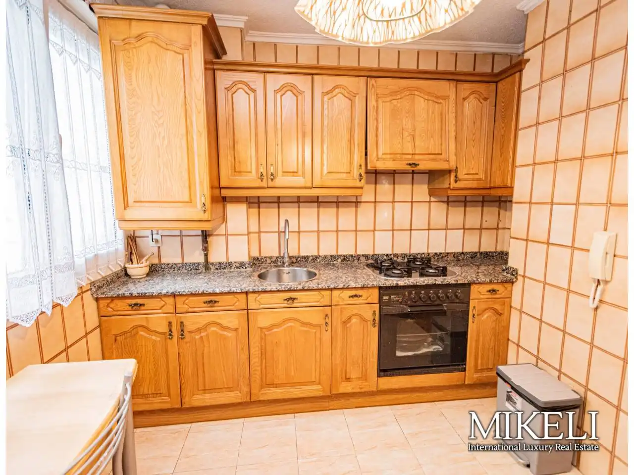 Cocina de Piso en venta en Santander con Calefacción, Parquet y Amueblado