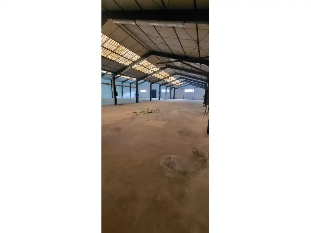 Industrial building to rent in La Estación, imagen 4