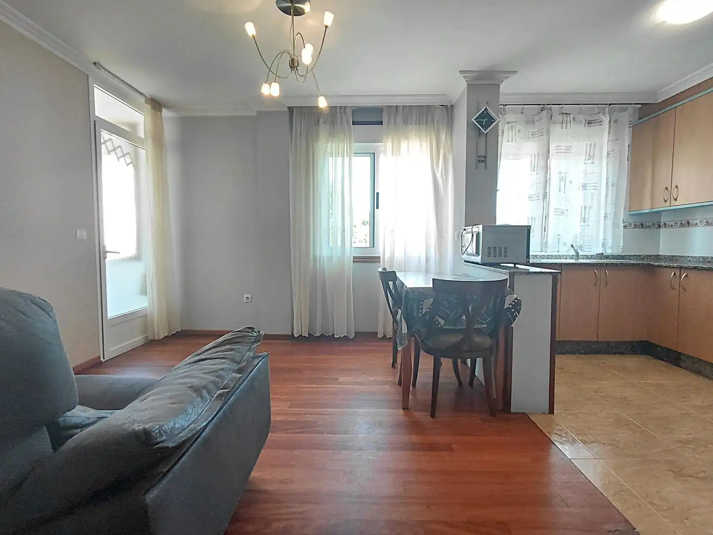 Sala de estar de Planta baja de alquiler en Vilagarcía de Arousa con Amueblado