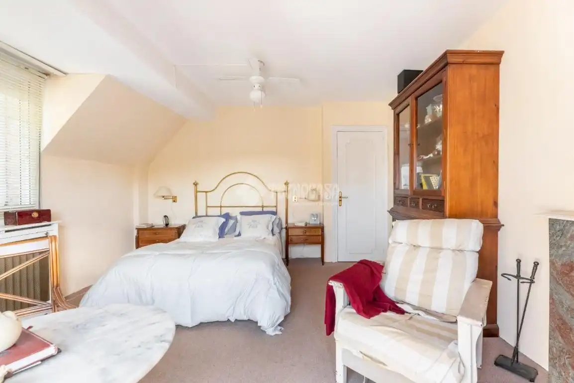 Schlafzimmer von Haus oder Chalet zum Verkauf in Torrelodones mit Heizung, Privatgarten und Terrasse