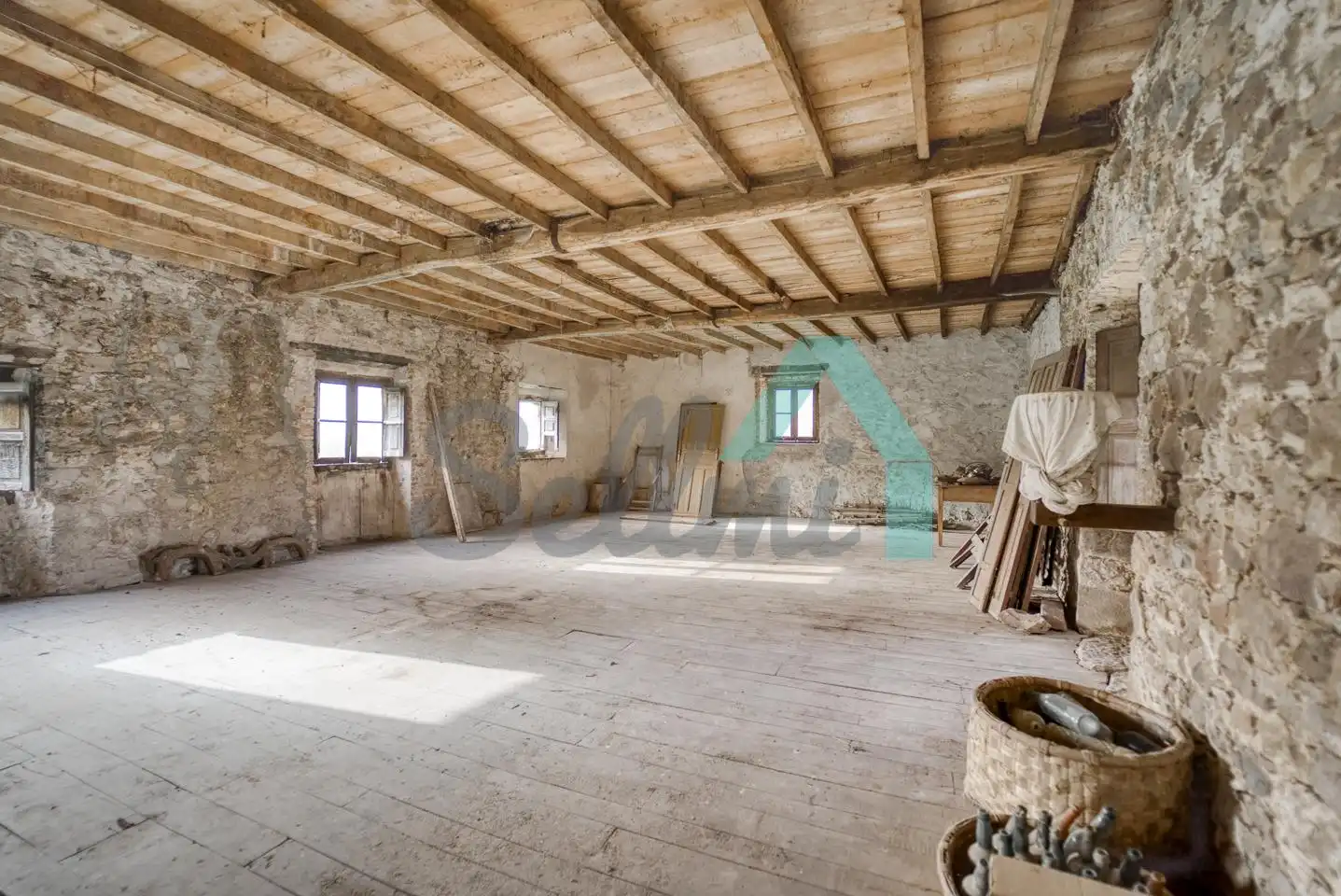 Casa o xalet en venda a Llamas, Salas
