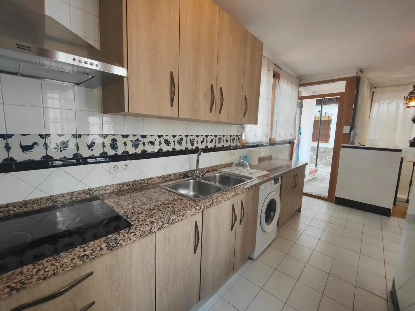 Cocina de Casa o chalet de alquiler en Granada con Calefacción, Jardín privado y Terraza