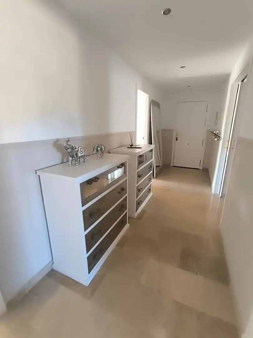 Apartament amb piscina en venda a Calahonda, imagen 36