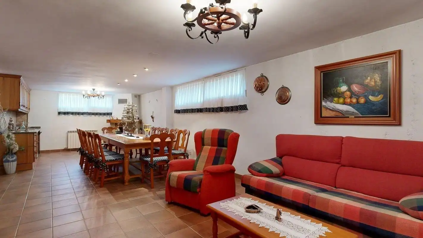 Casa o xalet en venda a Urbanizacion VALDEARENAS, Estación - San Antonio